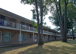 Country Court